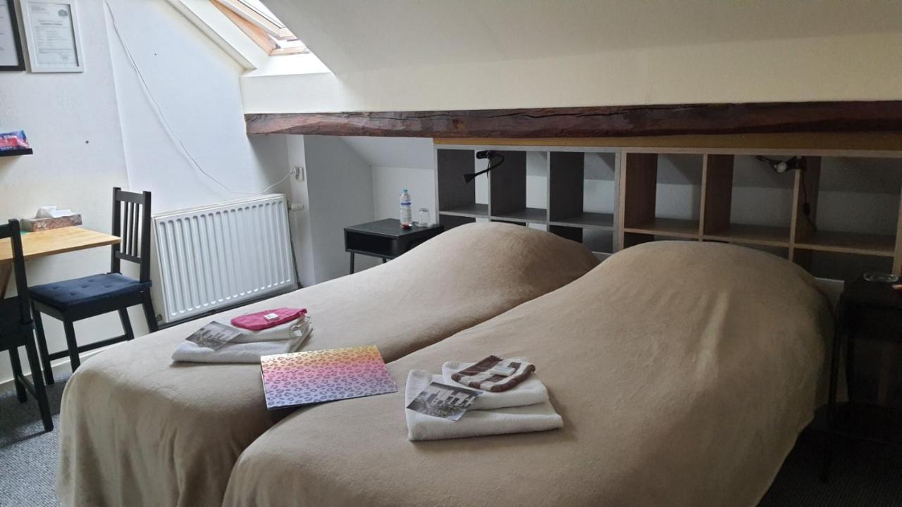 La Fermette Blanche Bed & Breakfast Nadrin Ngoại thất bức ảnh
