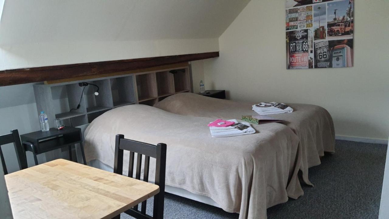 La Fermette Blanche Bed & Breakfast Nadrin Ngoại thất bức ảnh