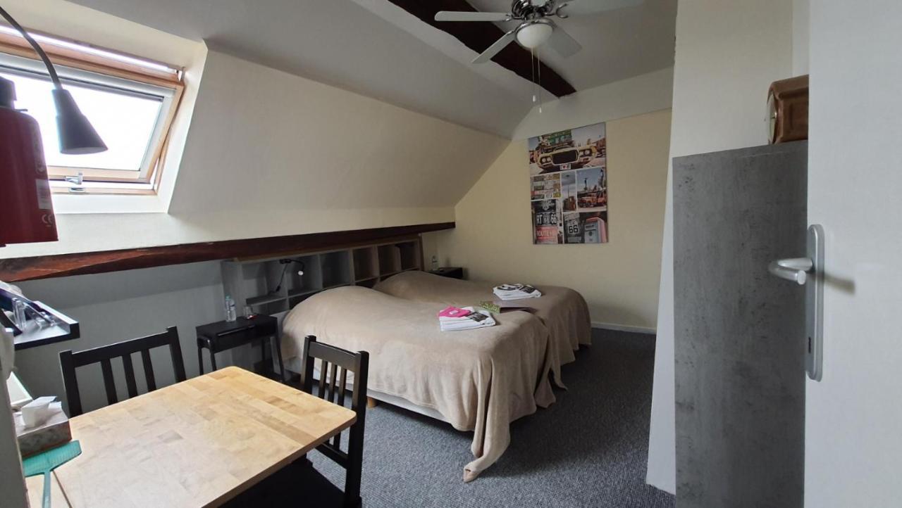 La Fermette Blanche Bed & Breakfast Nadrin Ngoại thất bức ảnh